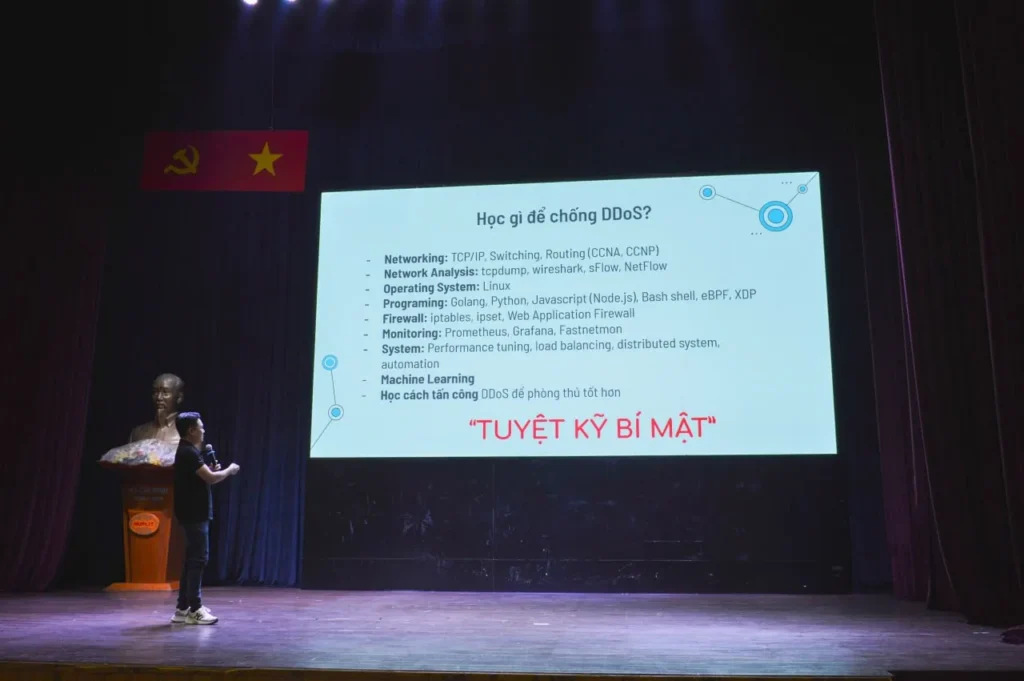 Diễn giả tại Hội thảo "Chuyện nghề bảo mật - Hiểu đúng, trúng insight" tại HUFLIT