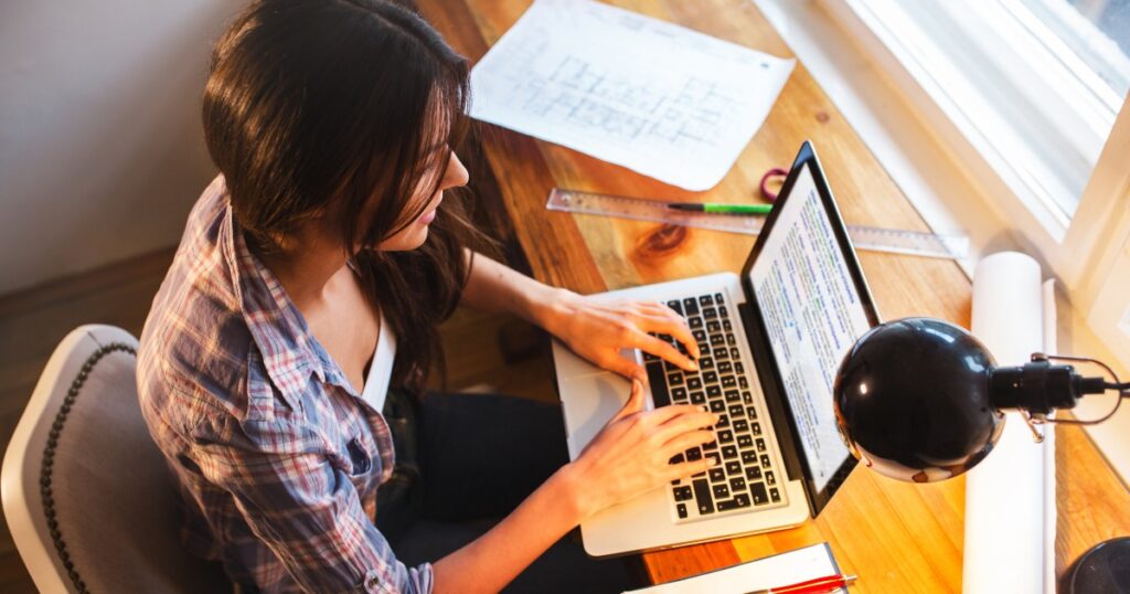 Blogger nên sử dụng Plesk