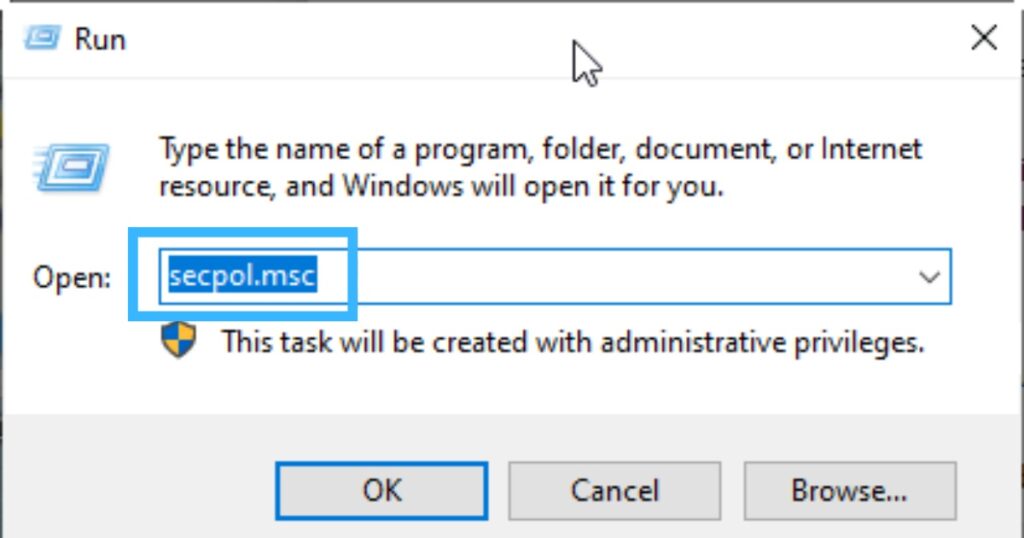 Bạn nhập lệnh secpol.msc và nhấn OK